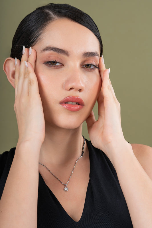 Olga Infinity Delicate Diamond Mangalsutra