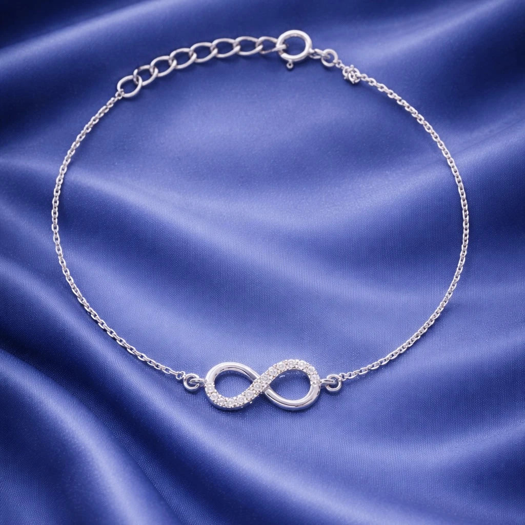 Infinity Charm bracelet Main image