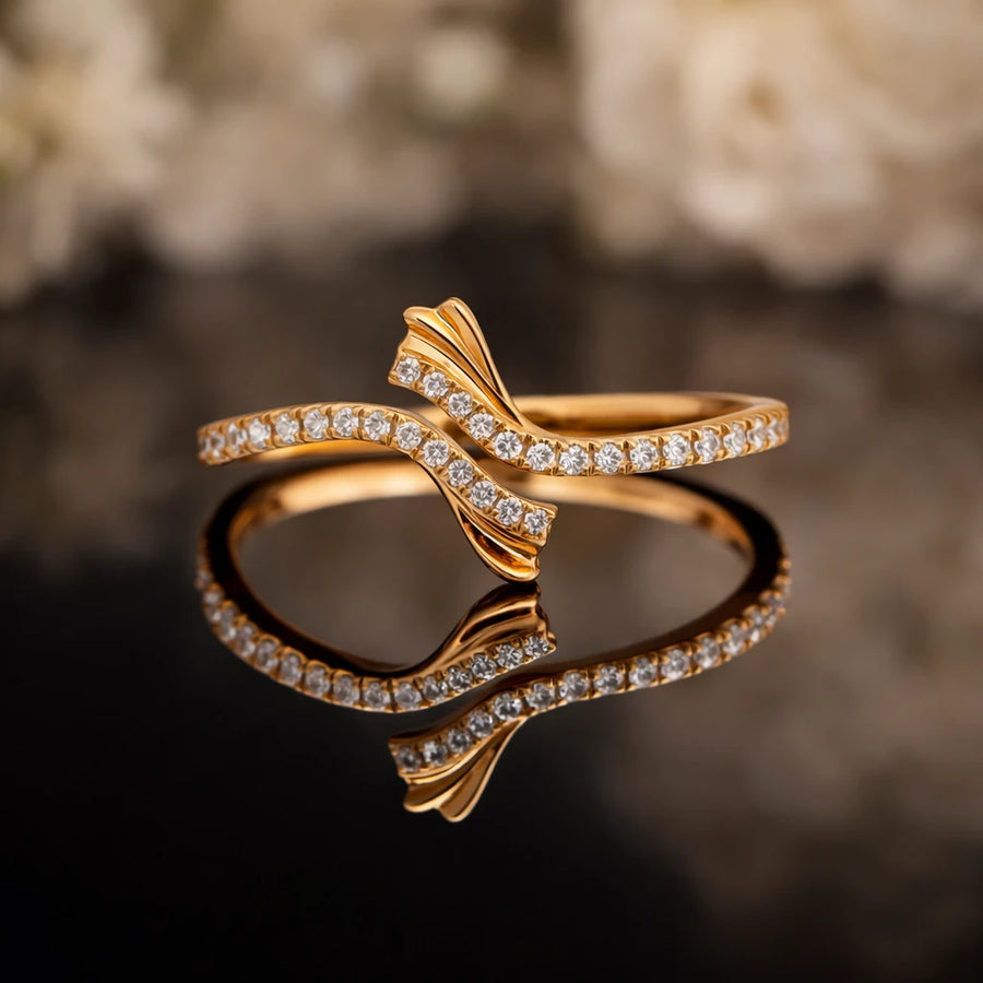 18KT Gold Twist Sparkle Ring