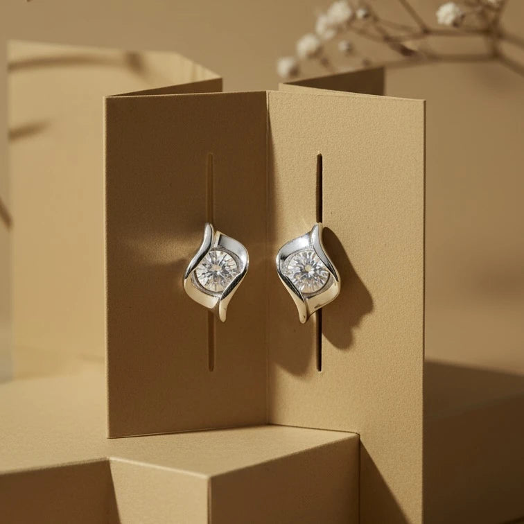 Round Diamond Italian Stud Earrings