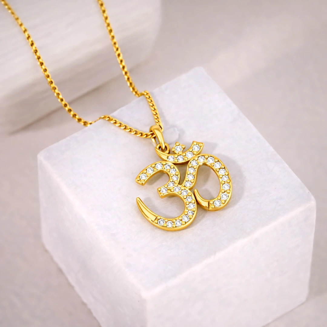 18KT Gold Om Radiance Pendant