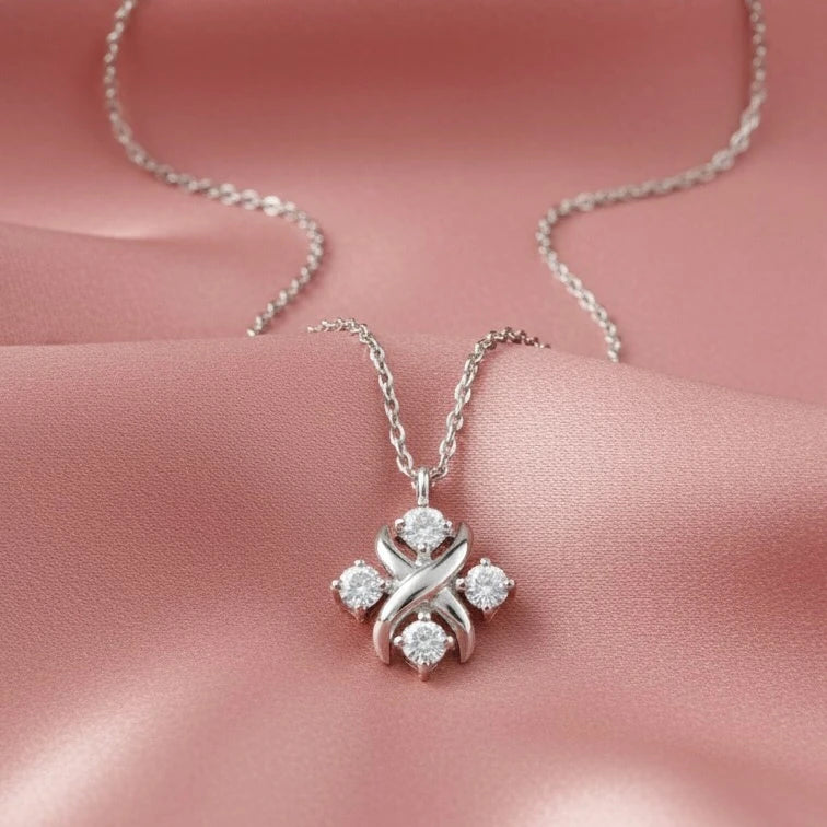 Lynn Diamond Pendant