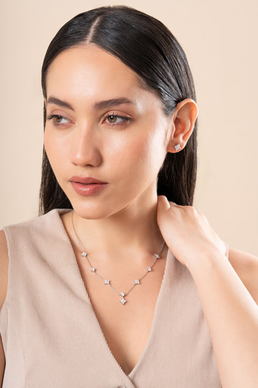 Flower Diamond Necklace