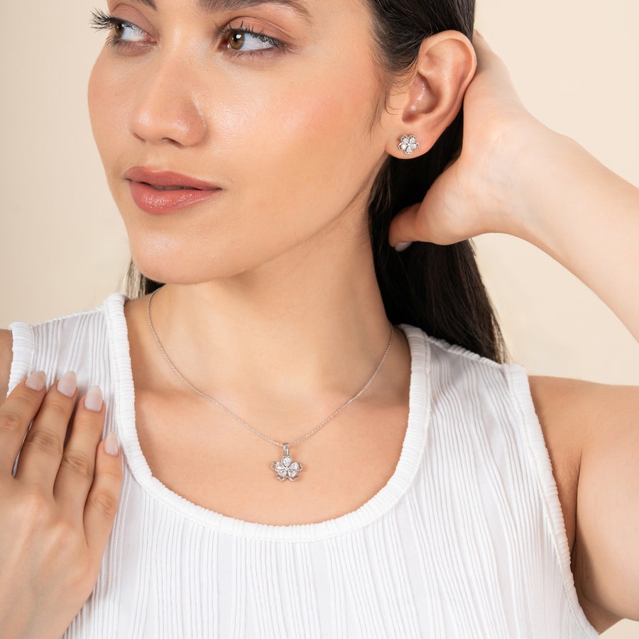 Floral Diamond-Cut Pendant & Earrings Set – 925 Silver
