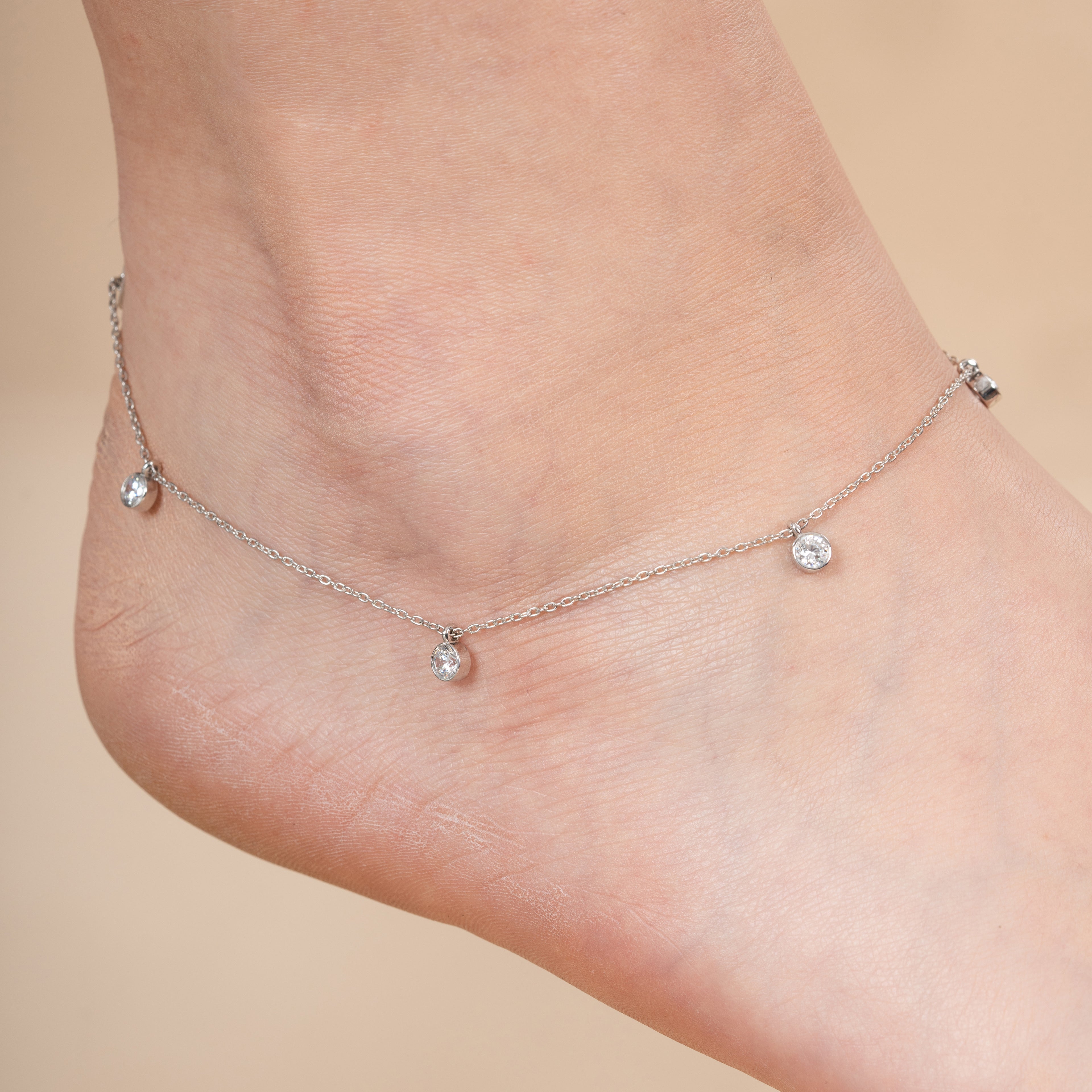 Elegant Hanging Diamond Anklet - 92Five