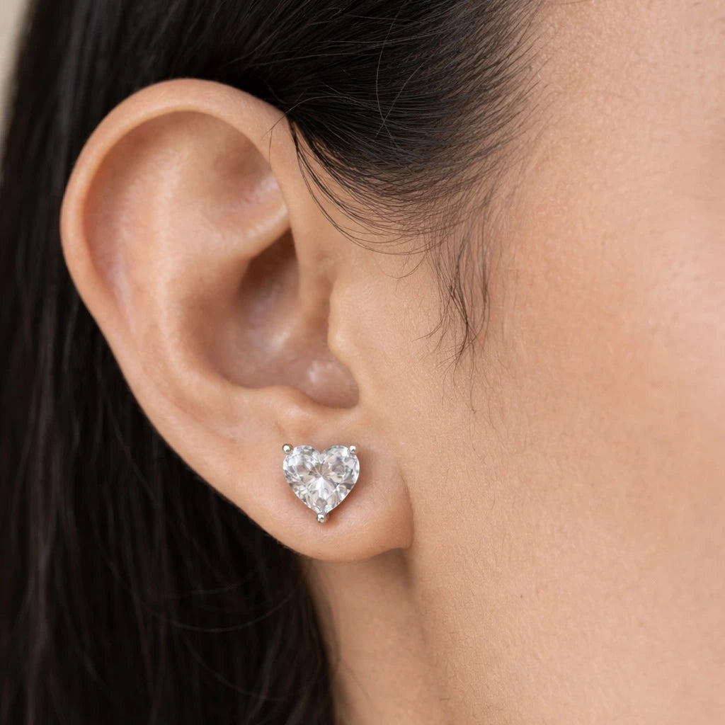 Heart-Shaped Diamond Pendant Set for Women