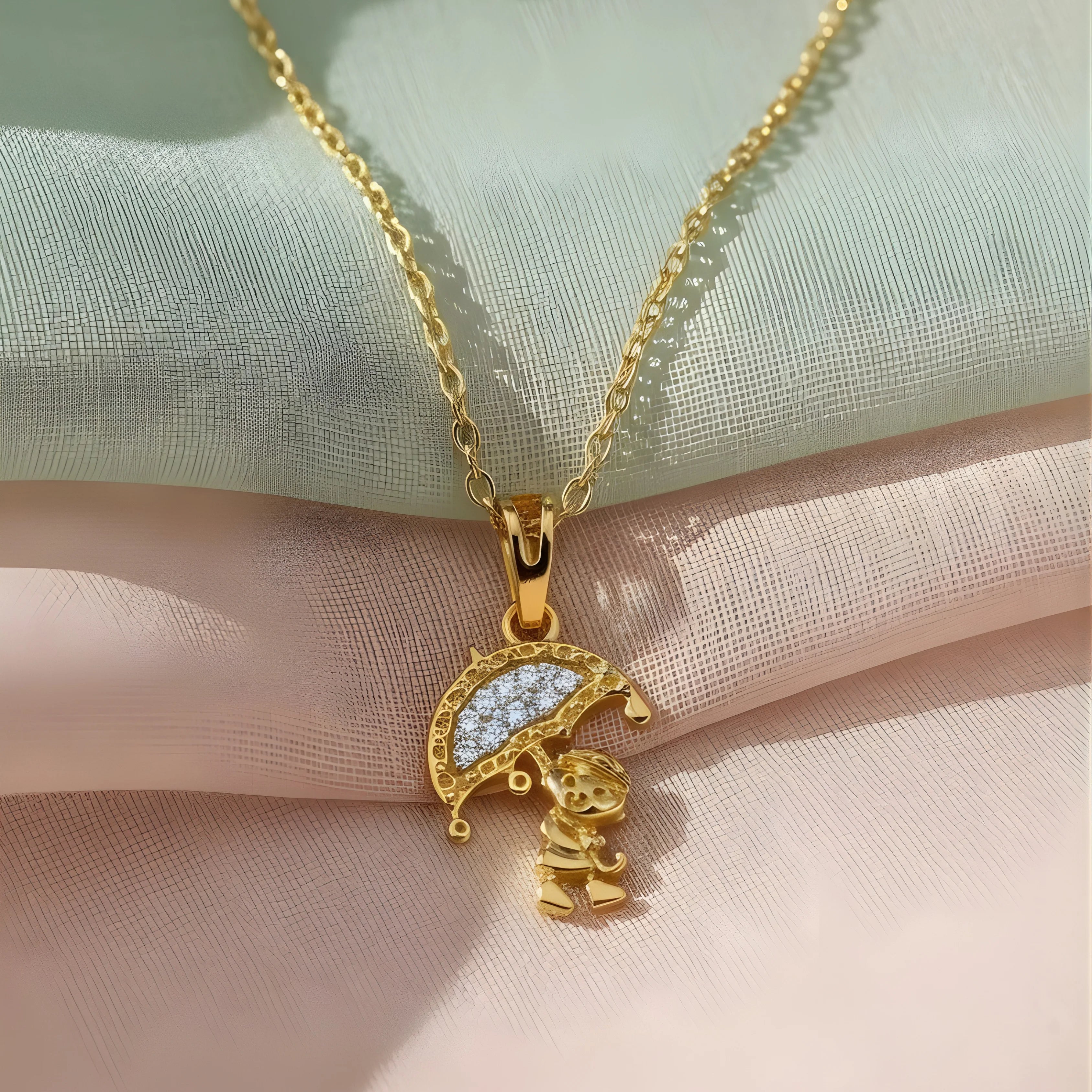 18KT Gold Plated Umbrella Kid Pendant Main image