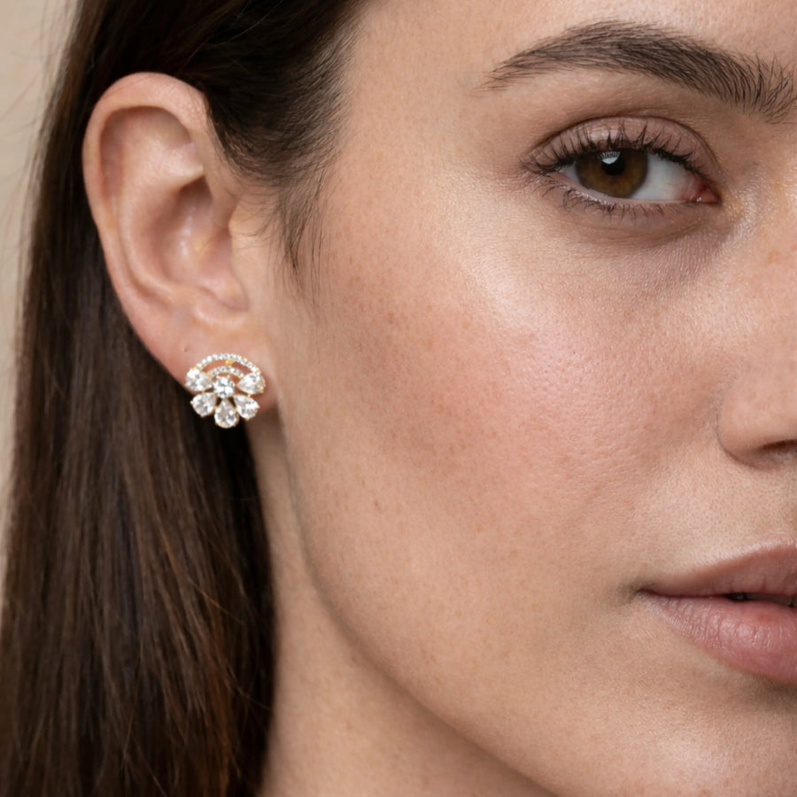 18K Gold Floral Spark Studs